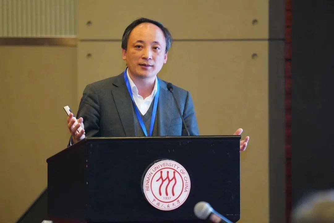 探讨数字货币与传统金融系统的关系：合作与竞争的复杂动态_数字货币金融科技股票有哪些_数字货币是货币吗