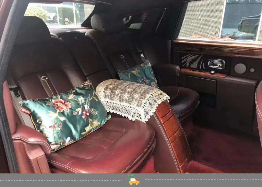 劳斯莱斯车身定制_如何通过定制选项打造独一无二的劳斯莱斯？_定制一辆劳斯莱斯要多久拿车