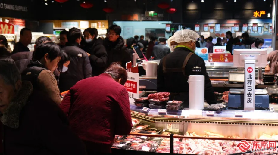 永辉超市莆田九华广场店调改营业，打造首家学习胖东来自主调改门店