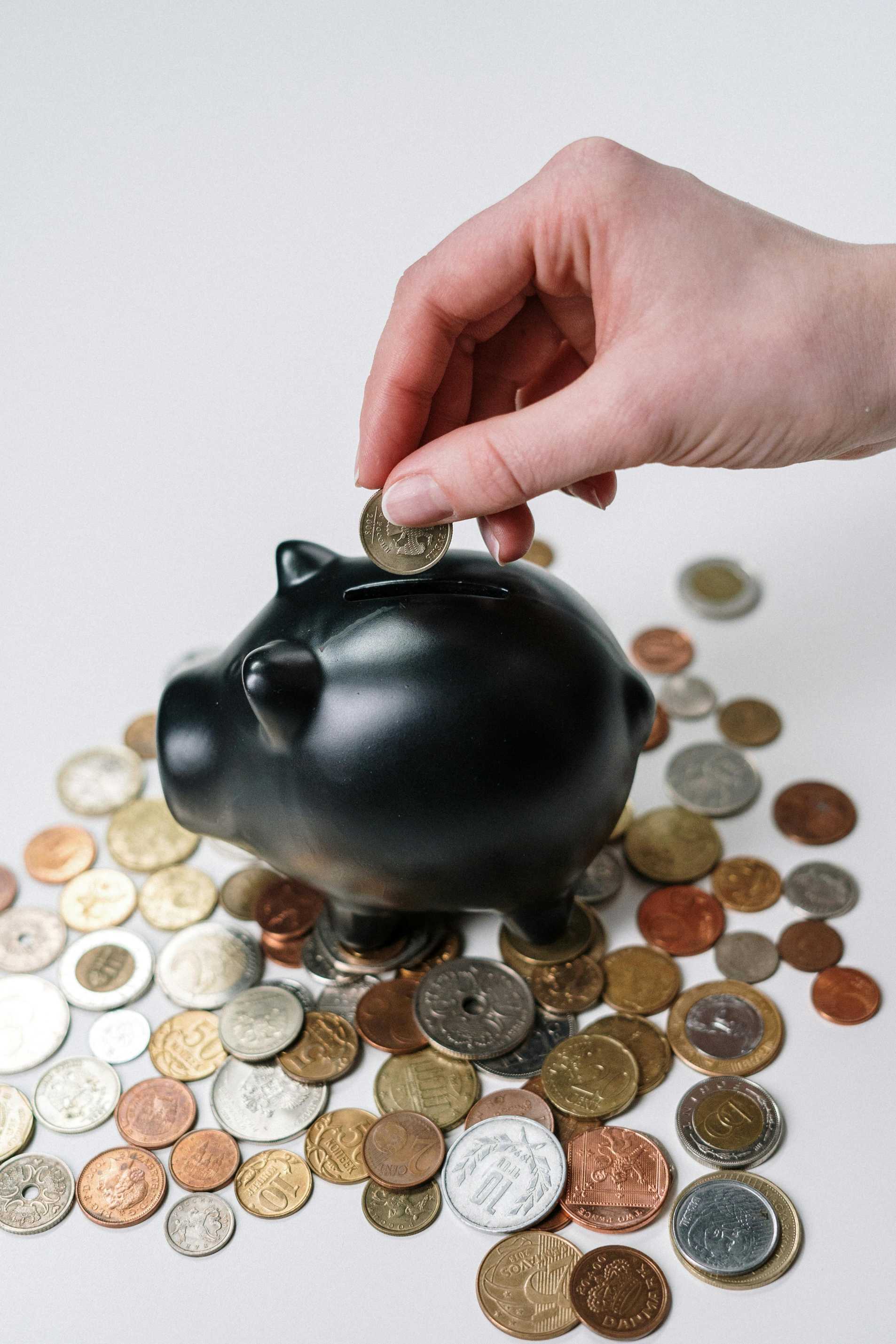 市场波动如何影响黄金价值？深入剖析经济形势、货币政策与地缘政治的影响及应对策略
