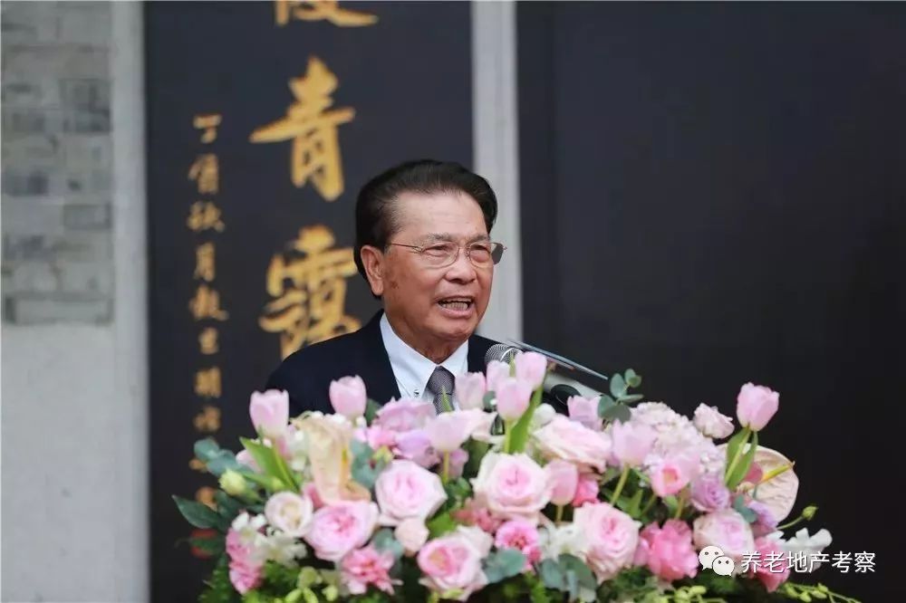 何享健的社会责任与公益活动_公益责任感_助力公益活动彰显社会责任