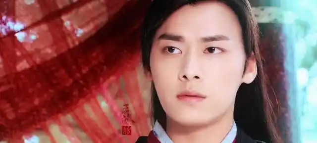李易峰真实照片_李易峰的个人生活曝光，真实一面令人心动_李易峰真人有多帅