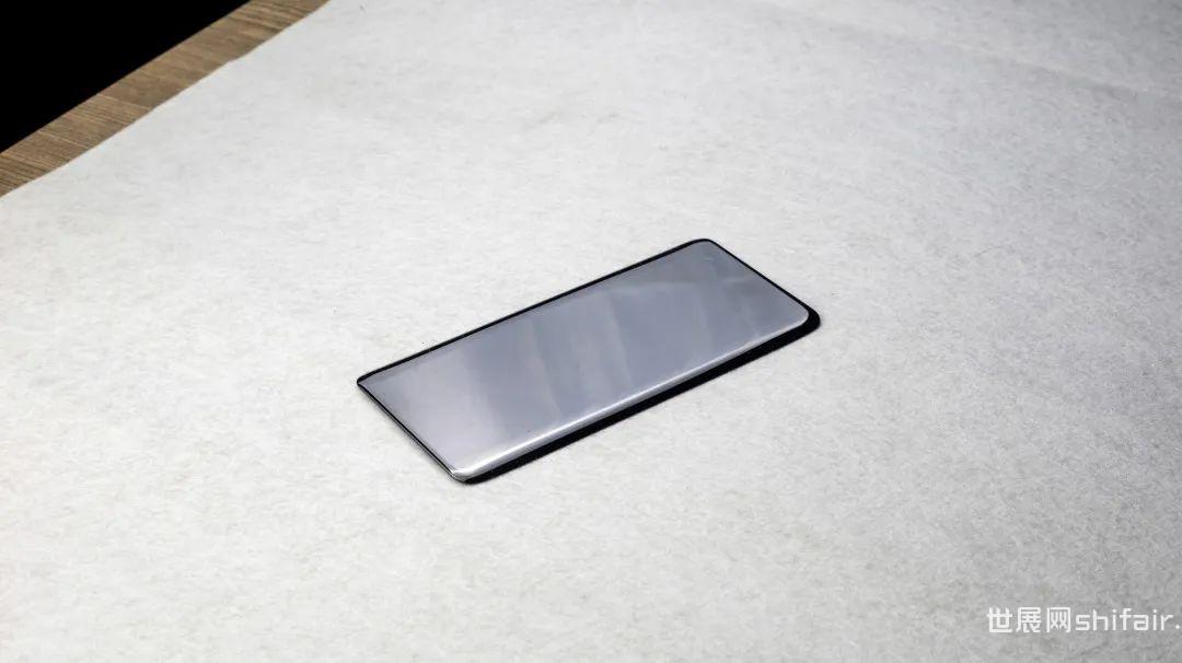 3D玻璃需求激增，先进抛光机推动中高端消费电子产品普及