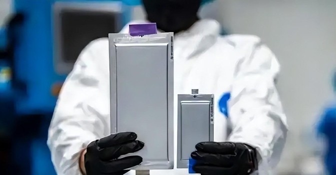 用科技改变生活：华为手机的技术革新_华为的改革创新_华为变革与创新事例